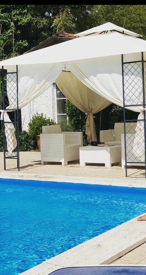 Appartamento Lussuoso 2 In Villa Riccardo Barga Eksteriør billede